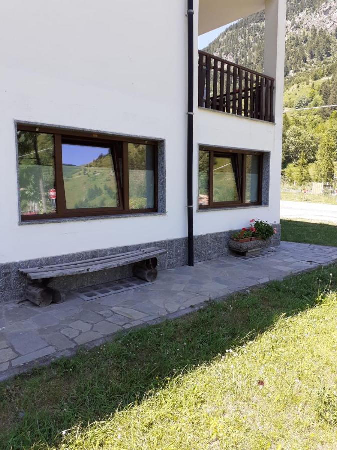 Ferienwohnung Capriolo Prinardo Exterior foto